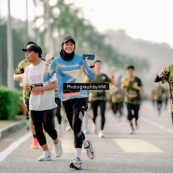 Runner Photo 6680915