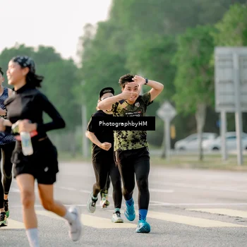 Runner Photo 6680945