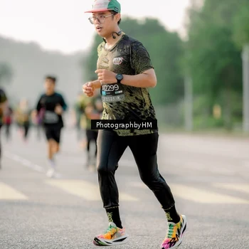 Runner Photo 6680969