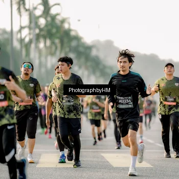 Runner Photo 6680989