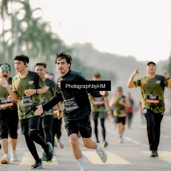 Runner Photo 6680992