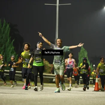 Runner Photo 6680993