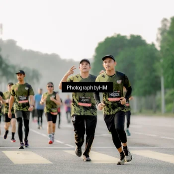 Runner Photo 6680996