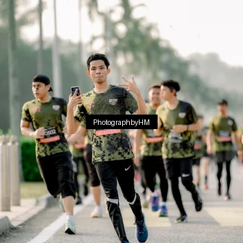 Runner Photo 6680999
