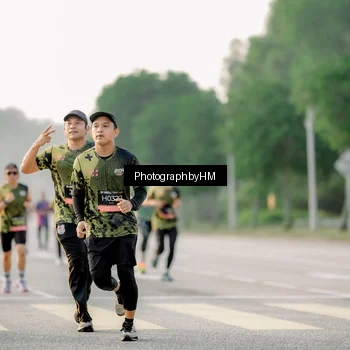 Runner Photo 6681002