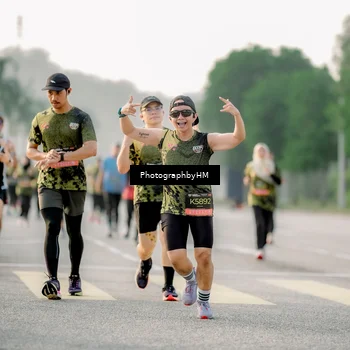 Runner Photo 6681035