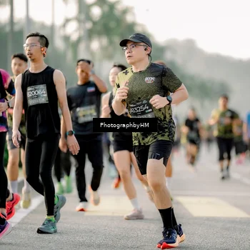 Runner Photo 6681057