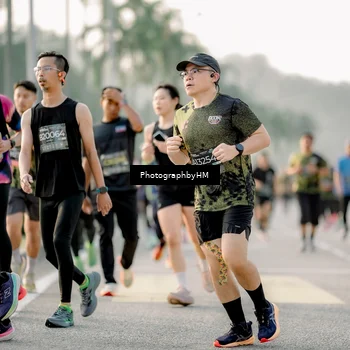 Runner Photo 6681069