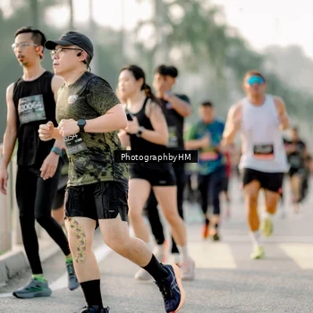 Runner Photo 6681075