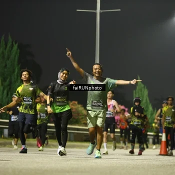 Runner Photo 6681083