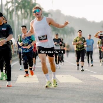 Runner Photo 6681084