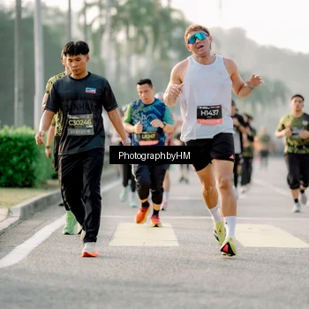 Runner Photo 6681088