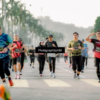 Runner Photo 6681096