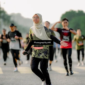 Runner Photo 6681111