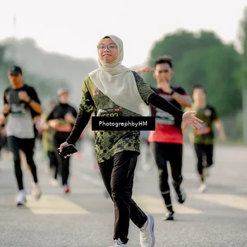 Runner Photo 6681112