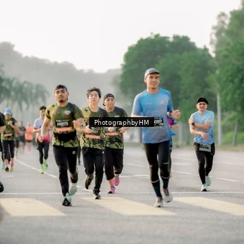 Runner Photo 6681150