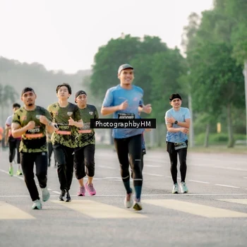 Runner Photo 6681155