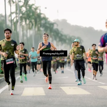 Runner Photo 6681242
