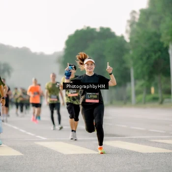 Runner Photo 6681259