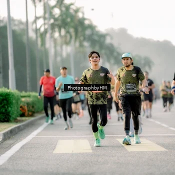 Runner Photo 6681262
