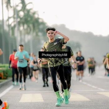 Runner Photo 6681270