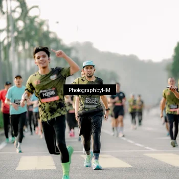 Runner Photo 6681277