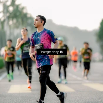 Runner Photo 6681278