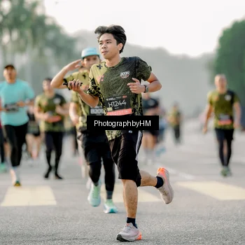 Runner Photo 6681283