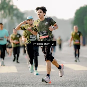Runner Photo 6681284