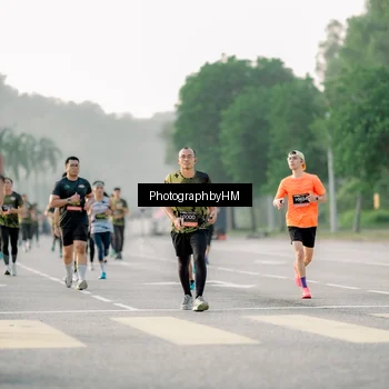 Runner Photo 6681298