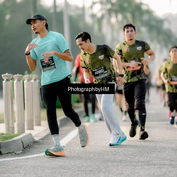 Runner Photo 6681309