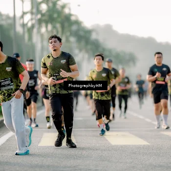 Runner Photo 6681318