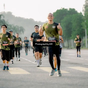 Runner Photo 6681335