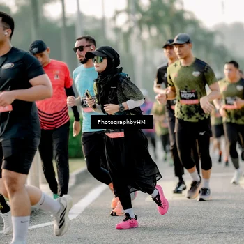 Runner Photo 6681369