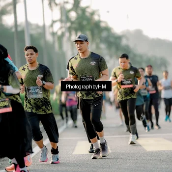 Runner Photo 6681379