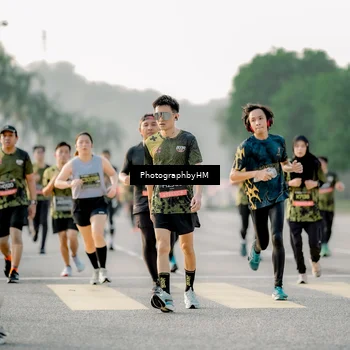 Runner Photo 6681406