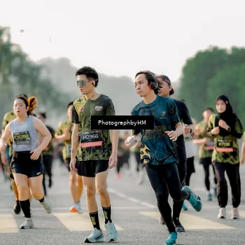Runner Photo 6681424