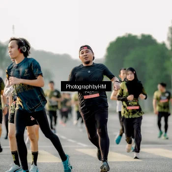 Runner Photo 6681438