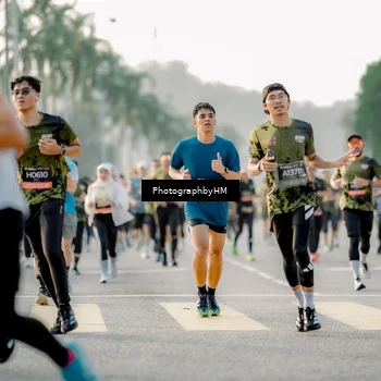 Runner Photo 6681475