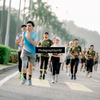 Runner Photo 6681499