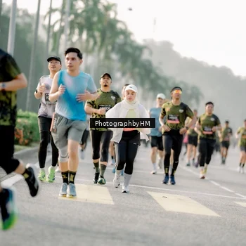 Runner Photo 6681505