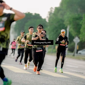 Runner Photo 6681537