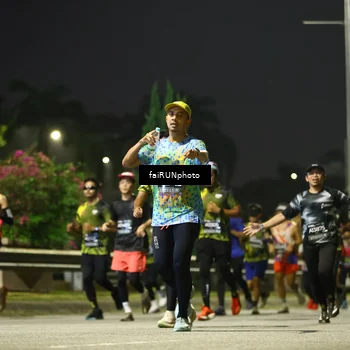 Runner Photo 6681715