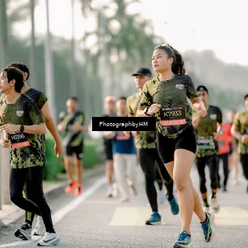 Runner Photo 6681771