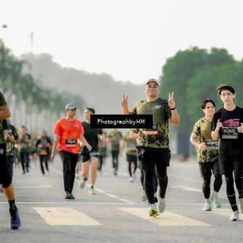 Runner Photo 6681809