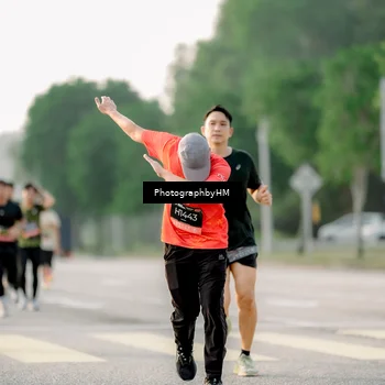 Runner Photo 6681874