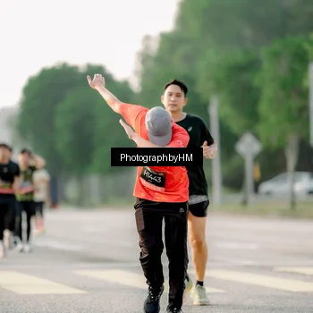 Runner Photo 6681880