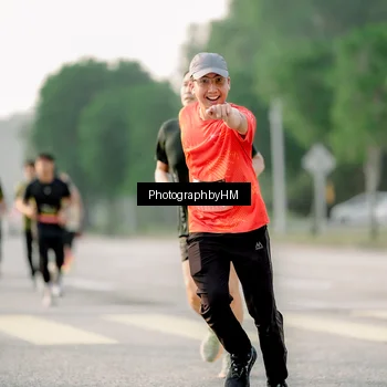 Runner Photo 6681891