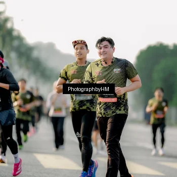 Runner Photo 6682036