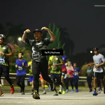 Runner Photo 6682113